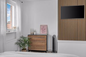 Photo 27- click for photo gallery